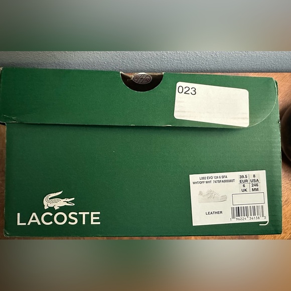 Lacoste Women’s 8 (EU 39.5) Leather athletic shoes- new - Picture 5 of 5